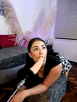 Zafira  online show from February 11, 6:24 pm