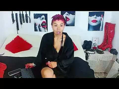 mylygrey online show from May 9, 11:48 am