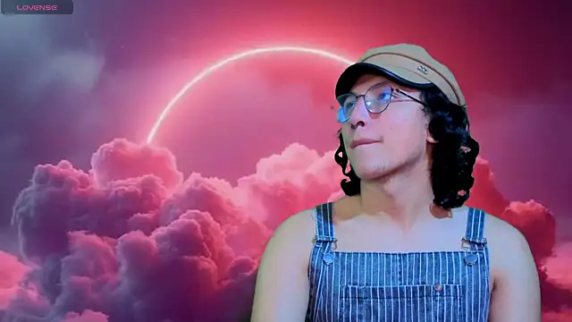 Snapshot of -BlueOpal- chatting on October 7, 6:27 pm -BlueOpal- online show from October 7, 6:27 pm