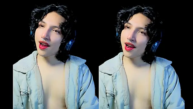 Snapshot of -BlueOpal- chatting on December 18, 4:57 pm -BlueOpal- online show from December 18, 4:57 pm