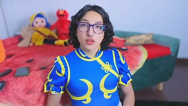 Snapshot of -BlueOpal- chatting on February 6, 12:26 am -BlueOpal- online show from February 6, 12:26 am