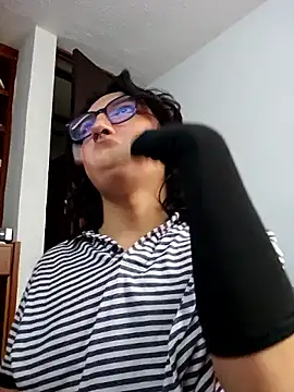 Snapshot of -BlueOpal- chatting on March 28, 6:51 pm -BlueOpal- online show from March 28, 6:51 pm