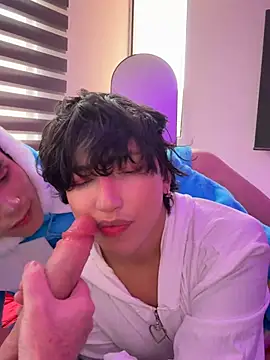 -BlueOpal- online show from May 1, 3:27 pm