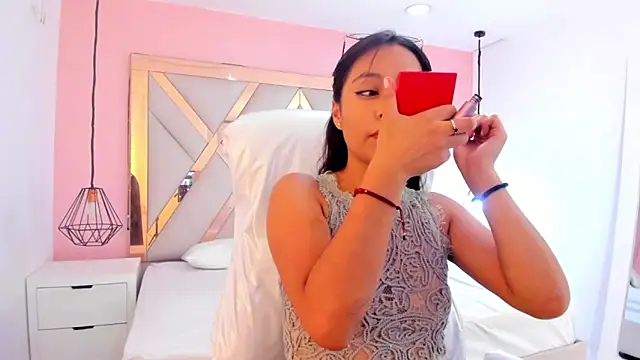Snapshot of celeeste_moon_ chatting on September 23, 8:34 pm celeeste moon online show from September 23, 8:34 pm
