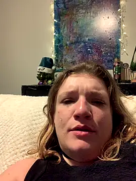 Snapshot of Seturselfonfire chatting on November 27, 6:04 am Seturselfonfire online show from November 27, 6:04 am