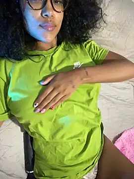 miiabrown18 online show from November 27, 11:01 am