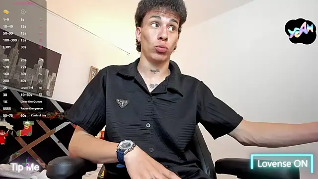 Snapshot of iammariano chatting on January 7, 3:31 am iammariano online show from January 7, 3:31 am