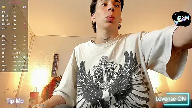 Snapshot of iammariano chatting on January 12, 3:56 am iammariano online show from January 12, 3:56 am