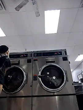 blondebarbiebae online show from November 16, 9:15 am