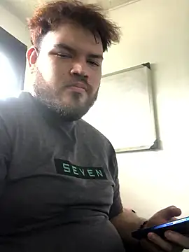 big bearr online show from January 10, 9:05 pm