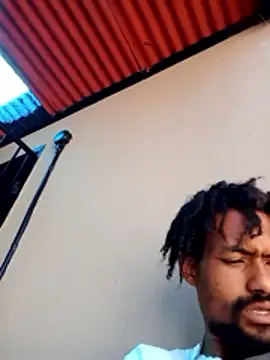 Snapshot of Goofygoody17 chatting on February 12, 8:31 am Goofygoody17 online show from February 12, 8:31 am