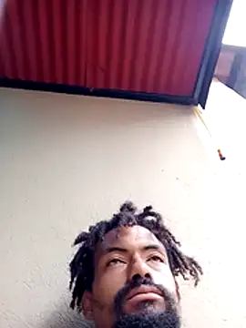 Snapshot of Goofygoody17 chatting on March 4, 9:59 am Goofygoody17 online show from March 4, 9:59 am