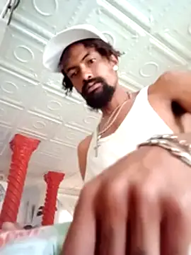 Snapshot of Goofygoody17 chatting on March 11, 10:10 am Goofygoody17 online show from March 11, 10:10 am