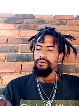 Snapshot of Goofygoody17 chatting on March 25, 12:44 pm Goofygoody17 online show from March 25, 12:44 pm