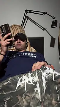 wwolfxxx online show from December 21, 6:26 pm