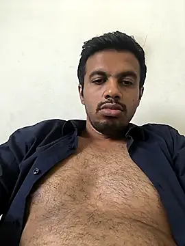 Snapshot of SilentTerr chatting on December 4, 8:34 am SilentTerr online show from December 4, 8:34 am