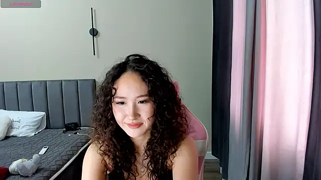 Snapshot of amilachu chatting on September 23, 11:24 am amilachu online show from September 23, 11:24 am