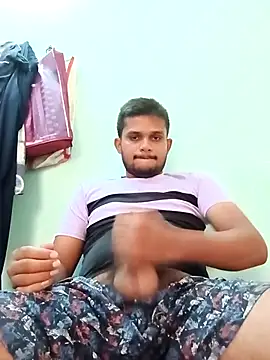 Snapshot of nirajl09211 chatting on September 24, 8:17 am nirajl09211 online show from September 24, 8:17 am