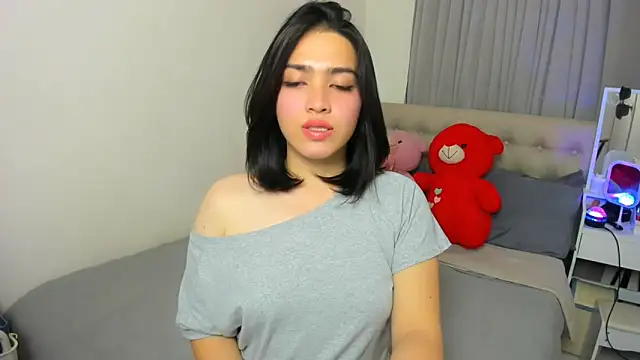 BubbbleButtDemi online show from May 9, 8:30 am