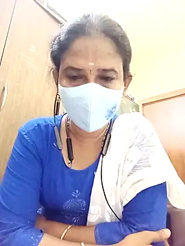 Snapshot of tamil_Boomika chatting on April 3, 10:08 pm tamil Boomika online show from April 3, 10:08 pm