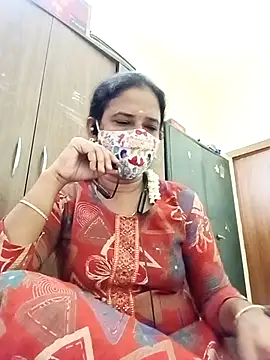 Snapshot of tamil_Boomika chatting on April 17, 2:14 am tamil Boomika online show from April 17, 2:14 am