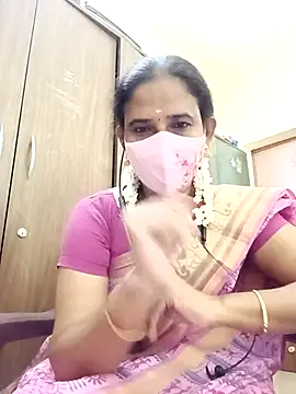Snapshot of tamil_Boomika chatting on April 18, 4:33 pm tamil Boomika online show from April 18, 4:33 pm