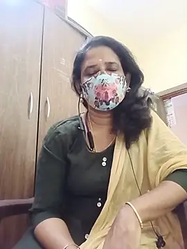 Snapshot of tamil_Boomika chatting on June 23, 1:03 am tamil Boomika online show from June 23, 1:03 am