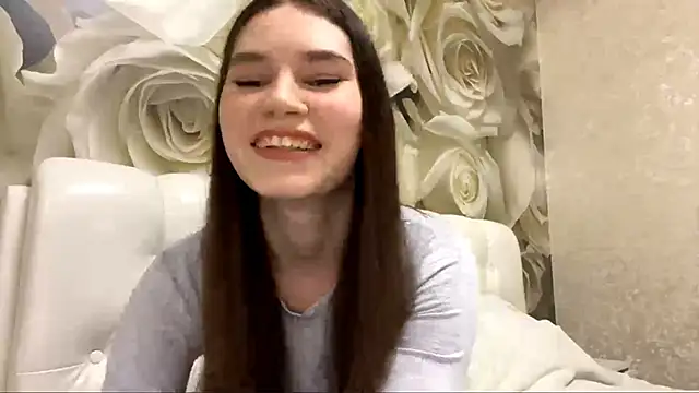 Snapshot of DorieShouse chatting on October 5, 10:02 am DorieShouse online show from October 5, 10:02 am