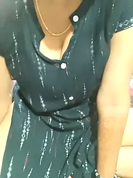 Snapshot of telugu_modal_divya chatting on February 28, 5:19 am telugu modal divya online show from February 28, 5:19 am