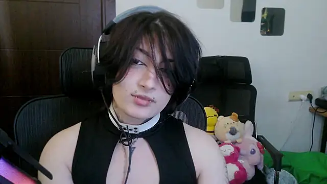 Snapshot of Raliiya chatting on September 26, 9:13 am Raliiya online show from September 26, 9:13 am