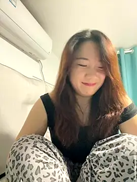 Snapshot of Momo-9988 chatting on October 16, 5:25 pm Momo-9988 online show from October 16, 5:25 pm