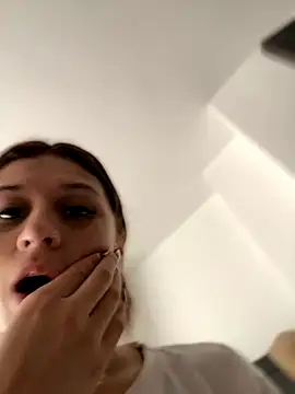 Snapshot of aliisonn___parker26 chatting on September 23, 7:06 pm aliisonn parker26 online show from September 23, 7:06 pm