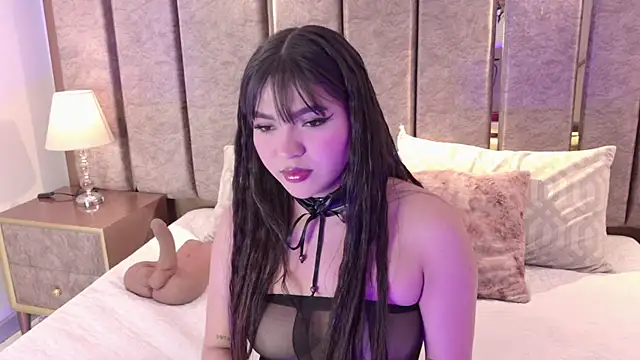 Snapshot of Samantha_Hans chatting on February 17, 9:32 pm Samantha Hans online show from February 17, 9:32 pm