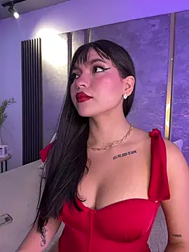 Snapshot of Samantha_Hans chatting on April 4, 8:50 pm Samantha Hans online show from April 4, 8:50 pm