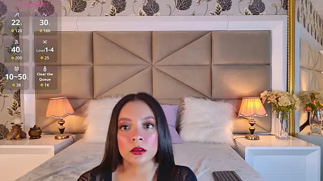 MayaDeLuca online show from October 27, 8:35 pm