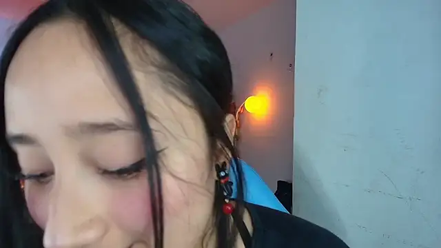 Hinata 21  online show from May 6, 9:31 pm