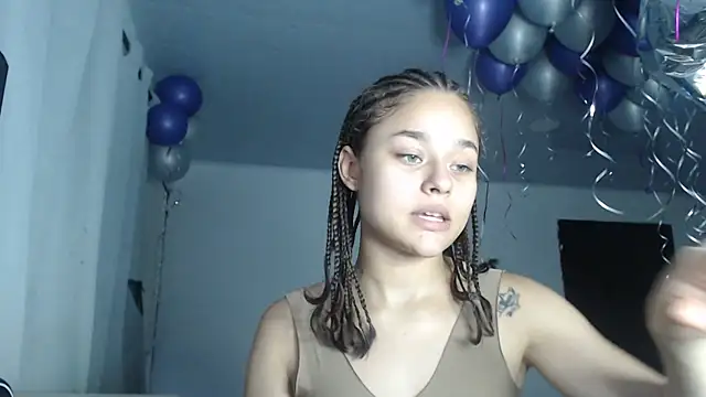 LittleCheerry69 online show from November 26, 3:35 pm