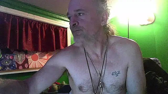 HippieDad333 online show from February 6, 2:38 am