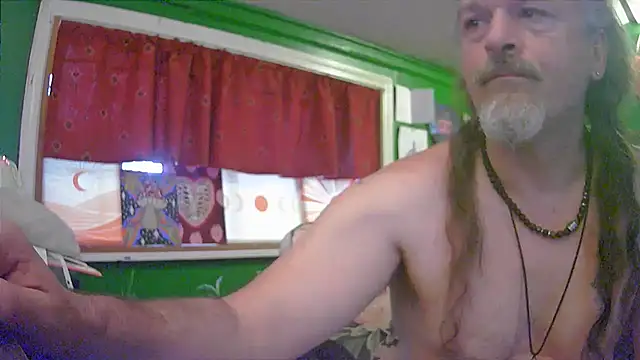 HippieDad333 online show from June 6, 10:53 am