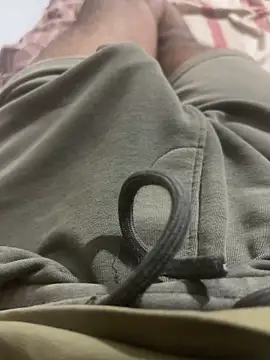 Snapshot of alexd214 chatting on March 18, 12:52 pm alexd214 online show from March 18, 12:52 pm