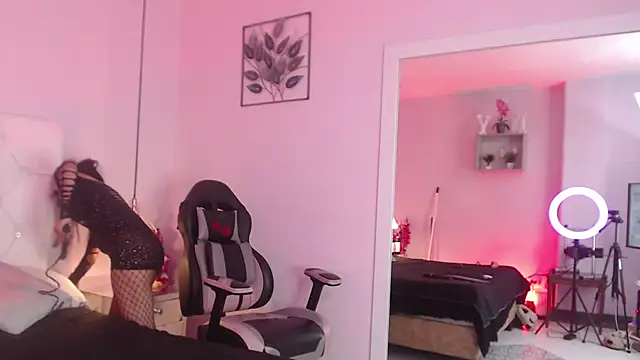 Liv20  online show from January 15, 7:39 pm