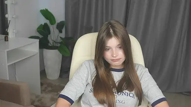 Snapshot of AlexisStrazza chatting on September 26, 7:56 am AlexisStrazza online show from September 26, 7:56 am