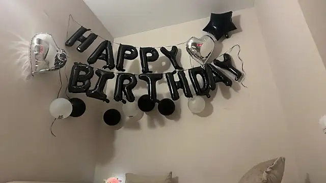 Snapshot of CandysRose chatting on March 29, 10:43 pm CandysRose online show from March 29, 10:43 pm