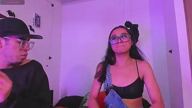 Snapshot of Dirty_Pleasure69 chatting on November 6, 8:10 pm Dirty Pleasure69 online show from November 6, 8:10 pm