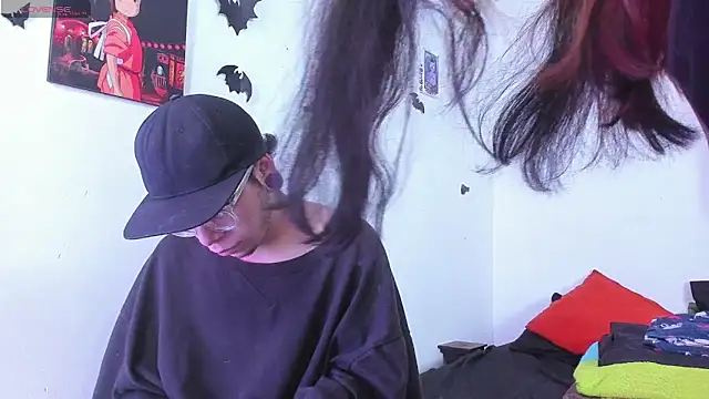 Snapshot of Dirty_Pleasure69 chatting on November 8, 7:23 pm Dirty Pleasure69 online show from November 8, 7:23 pm