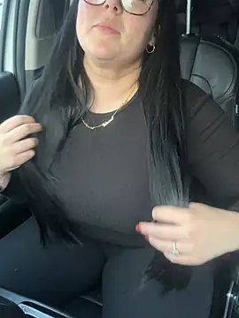 Snapshot of Ruby-Black chatting on March 5, 4:58 pm Ruby-Black online show from March 5, 4:58 pm