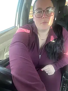 Snapshot of Ruby-Black chatting on April 7, 9:21 am Ruby-Black online show from April 7, 9:21 am