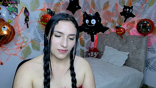 Snapshot of CattleyaAngel chatting on October 18, 8:42 pm CattleyaAngel online show from October 18, 8:42 pm