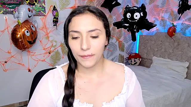 Snapshot of CattleyaAngel chatting on October 20, 3:34 pm CattleyaAngel online show from October 20, 3:34 pm