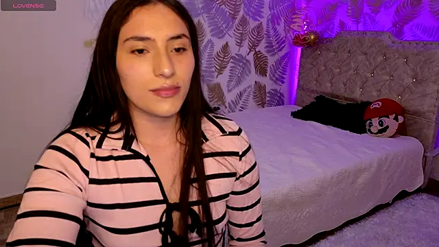 Snapshot of CattleyaAngel chatting on November 19, 9:59 pm CattleyaAngel online show from November 19, 9:59 pm